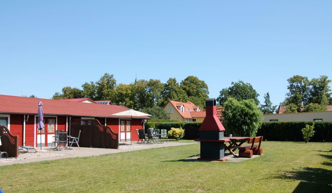 Blockhaeuser An Der Mueritz Ludorf Exterior foto